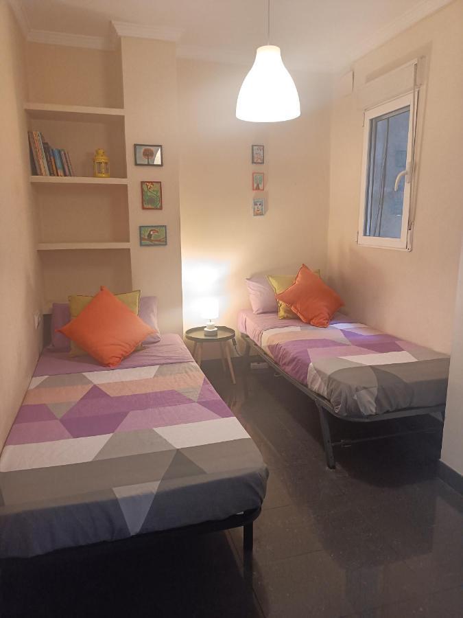 Habitaciones Centricas En Una Casa Valenciana No Hay Aire Condicionado There Is No Airconditioning מראה חיצוני תמונה