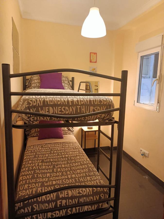 Habitaciones Centricas En Una Casa Valenciana No Hay Aire Condicionado There Is No Airconditioning חדר תמונה